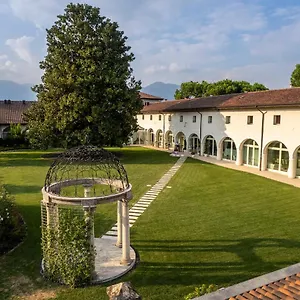 **** Hotel I Pini Italia