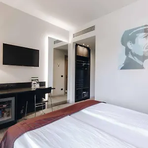 **** Hotel Continental Italia